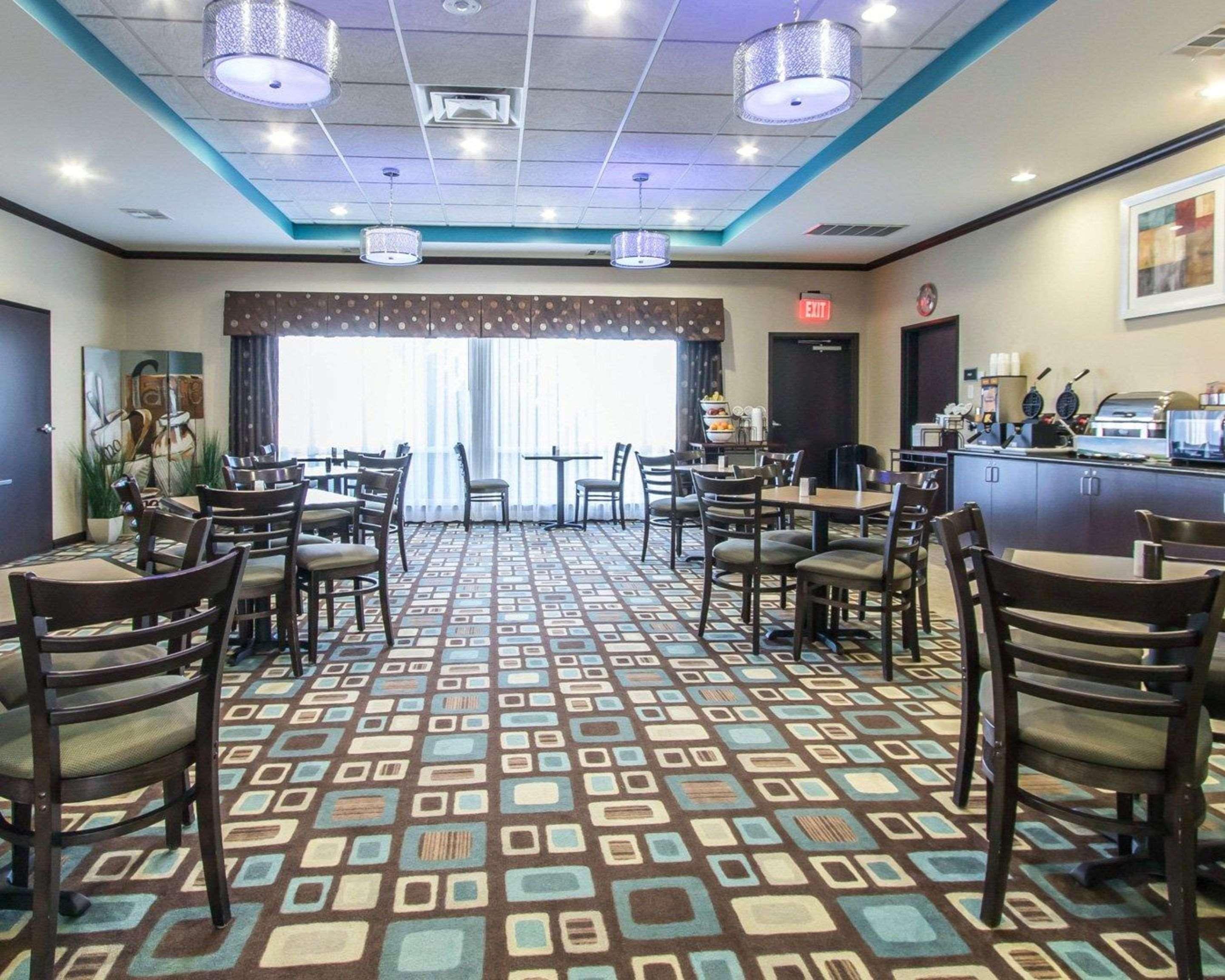 Comfort Inn & Suites Oklahoma City West - I-40 Extérieur photo